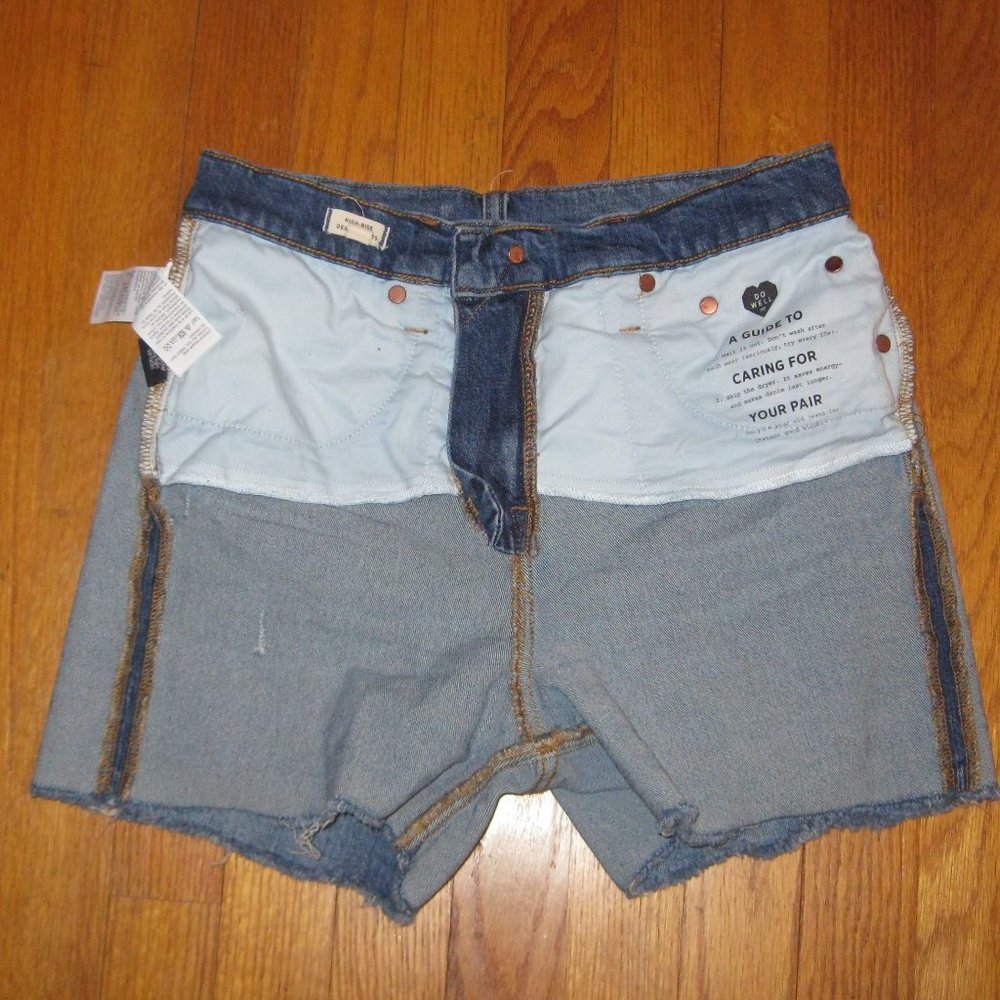 Madewell High-Rise Cut-Off Denim Blue Jean Shorts - Picture 8 of 12